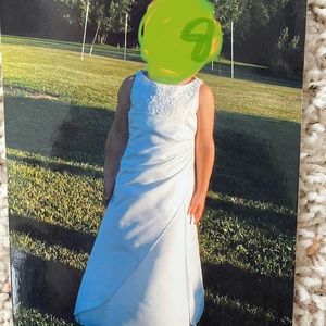 David’s Bridal Flower Girl Dress